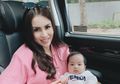 Penampilan Momo Geisha Saat Momong Anak Pakai Sandal dan Tas Mewah Jadi Sorotan