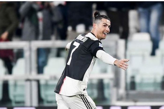 32+ Rumah Tangga Cristiano Ronaldo Gif