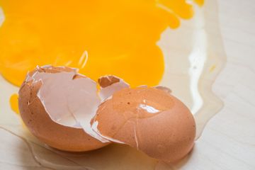 3 risiko kesehatan dibalik telur, makanan sejuta umat.