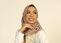 Safira Deandra, Grafis Desainer Multitalenta yang Juga Beauty Vlogger