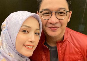 Statusnya Sebagai Artis yang Jadi Pejabat Berakhir, Pasha Ungu Kini Sandang Gelar Baru, Adelia Wilhelmina Bangga Bongkar Posisi Suami Sekarang