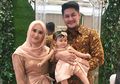 Seperti Kembar, Foto Masa Kecil Ryana Dea Mirip Banget dengan Buah Hatinya, Lihat Moms!