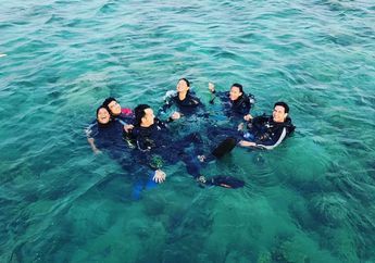 Mantan dan Sahabat Jefri Nichol, Shenina Cinnamon dan Adipati Dolken Liburan Bareng ke Pulau Seribu!
