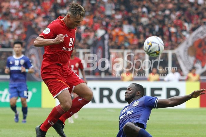 Aksi striker baru Persija Jakarta Silvio Escobar pada laga kontra Becamex Binh Duong di Stadion Utama Gelora Bung Karno (SUGBK), Selasa (26/2/2019).