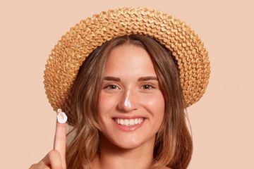 Takaran Tepat Penggunaan Sunscreen Menurut Dermatolog Salah Ukuran Bisa Kurangi Kinerja Spf Semua Halaman Stylo