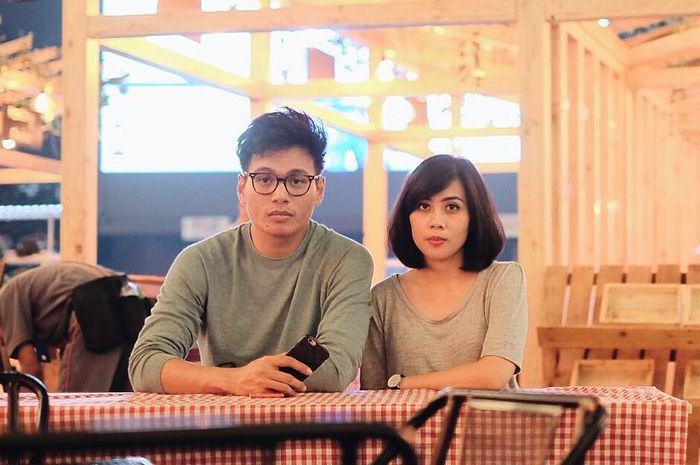 Intip Yuk 6 Pesona Rendy Pandugo Saat Jadi Suami Sekaligus Ayah