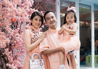 Hamil Tua, Sarwendah Ceritakan Kegalauannya Saat Sang Anak Tidur Terpisah dari Ranjang Orangtua