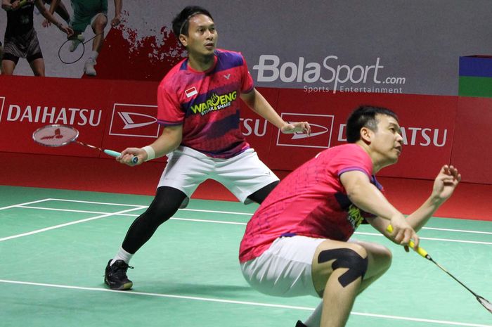 Aksi Mohammad Ahsan/Hendra Setiawan pada babak pertama Indonesia Masters 2023 di Istora Senayan, Jakarta, Selasa (25/1/2023)
