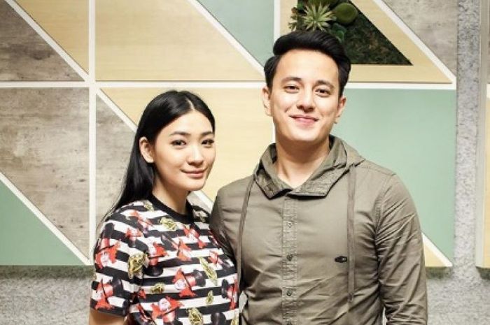 Serasinya 6 Gaya Fashion Couple Billy Davidson Dan Patricia Devina Awas Iri Semua Halaman Cewekbanget