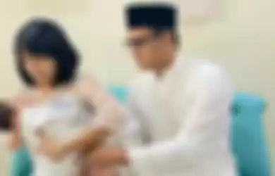 Vanessa Angel dikabarkan stres, hingga menyebut sang anak bertingkah tak biasa.