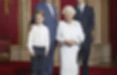 Sebentar Lagi Ulang Tahun ke-95, Akankah Ratu Elizabeth II Berencana Serahkan Mahkotanya pada Pangeran Charles?