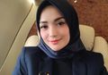 Nggak Usah Takut dengan Mati, Mantan Istri Sirajuddin Mahmud Bagikan Potret Terbaring di Ranjang Rumah Sakit dengan Pose Dua Jari, Ada Apa?