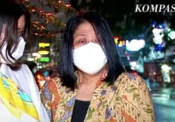 Istri Irjen Ferdy Sambo Pertama Kali Muncul Ke Publik, Wajahnya justru Jadi Sorotan Netizen: Almarhum Mana Mau!