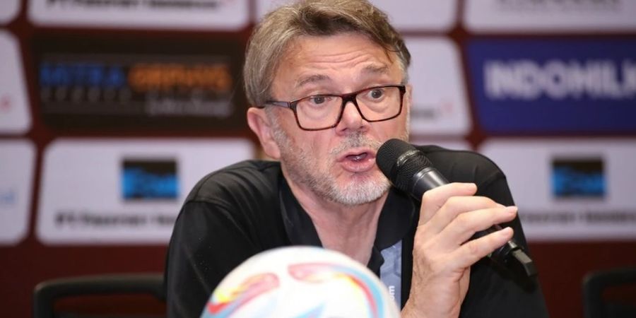 Vietnam Pusing Cari Pengganti Troussier: Pelatih Lokal Nggak Ada yang Melamar!