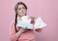 Tak Kuat Menahan Air Mata, Inilah 3 Zodiak yang Paling Cengeng