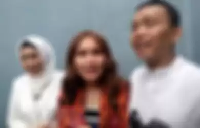 Orang tua Ayu Ting Ting, Abdul Rozak dan Umi Kalsum tak takur dengan laporan pihak KD