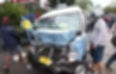 Penampakan mobil korban kecelakaan maut di Balikpapan