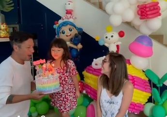 Masih Pakai Baju Tidur, Gisella Anastasia Kedatangan Gading Marten untuk Rayakan Ulang Tahun Gempi