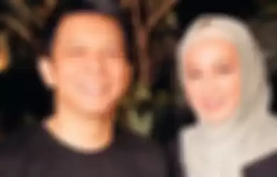 Ketika konten selesai, foto Ariel Noah bersanding Dina Lorenza tersebar luas di media sosial. Foto inilah yang dibilang serasi.