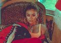 Agnez Mo Dipuji Habis-habisan Saat Dijepret Rio Motret, Elegan Bak Bangsawan!