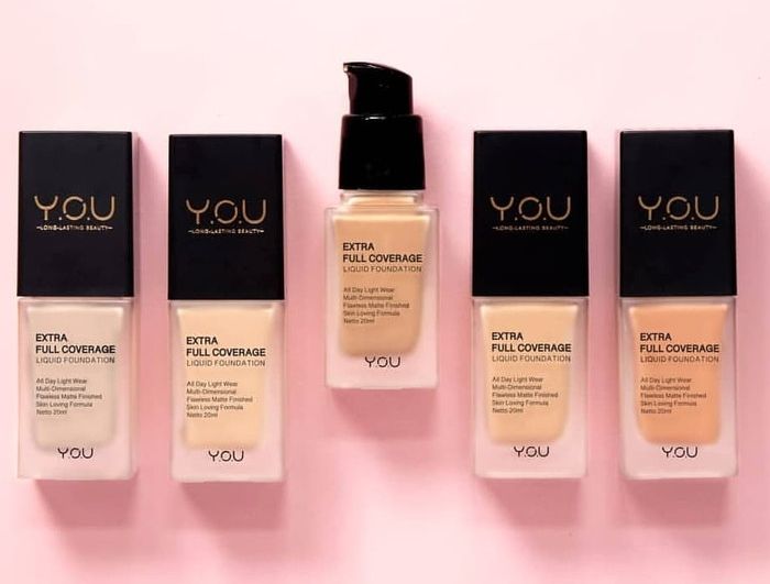 Y.O.U The Gold One Extra Full Coverage Liquid Foundation.