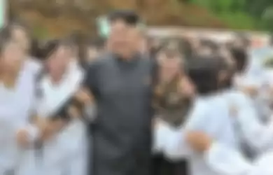 Kim Jong Un dikabarkan pesta perawan tiap malam.