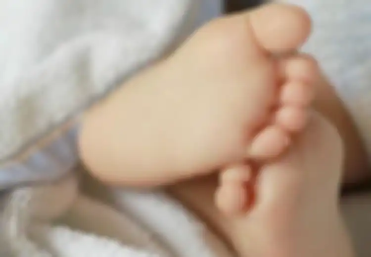 Baru Bantu Kelahiran Bayi Kembar, Dokter Ini Menjerit Ketika Melihat Kondisi Sang Bayi, Ruang Persalinan Langsung Hebih Hingga Ibunya Pun Penasaran Wujud Bayinya