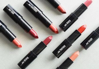 Review Lipstik Warna Bold dari Silkygirl: Aman Banget Dipakai Daily!