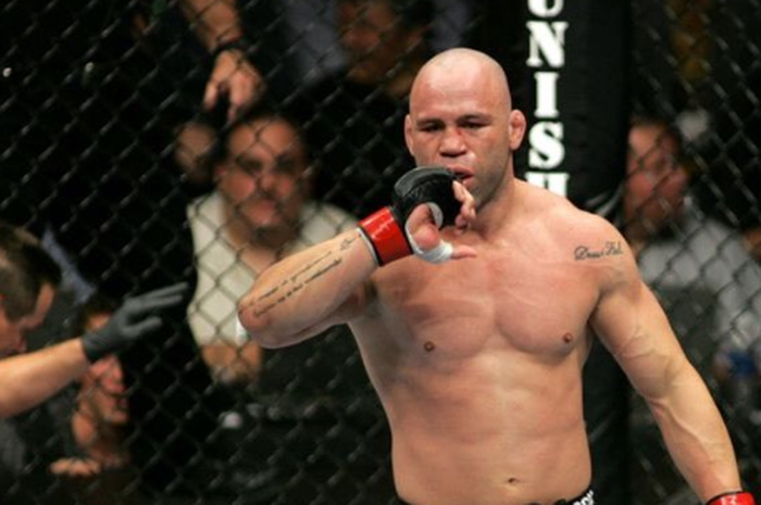 Petarung asal Brasil, Wanderlei Silva yang kerap menggunakan teknik berbahaya yang dilarang oleh UFC.