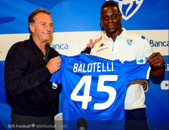 Mario Balotelli resmi jadi pemain kontestan Liga Italia, Brescia, pada 18 Agustus 2019.