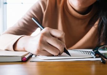 Perbedaan Kalimat Definisi dan Kalimat Deskripsi, Materi Bahasa Indonesia SMA Kelas X Kurikulum Merdeka
