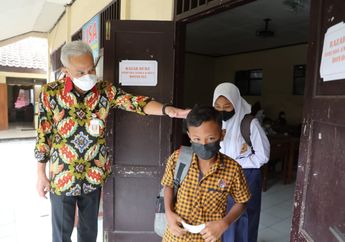 Survei: 47% Siswa Belum Yakin PTM Aman Dilakukan di Masa Pandemi