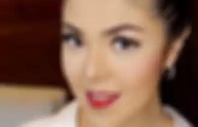 Bertransformasi Menjadi Gadis Cantik dengan Tubuh Langsing, Tina Toon Kebanjiran Pujian dari Netizen hingga Dirinya Digadang-gadang Jadi MUA: Bikin Tutorial Makeup Dong!