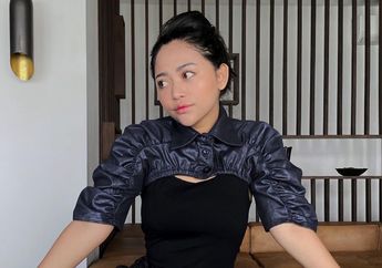 Deretan Rumah Artis yang Putuskan Lepas Hijab, Ada yang Huniannya Dilengkapi Lift Saking Megahnya!