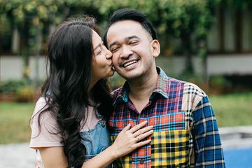Kesederhanaan Sarwendah Tak Luput Dari Campur Tangan Orang Tua Mertua Ruben Onsu Tetap Tinggali Rumah Sederhana Di Gang Sempit Meski Anak Dan Mantunya Sukses Begini Potretnya Semua Halaman Grid Hot