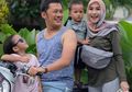 Ekpresi Ini Bikin Hanung Bramantyo dan Anaknya Bak Anak Kembar!