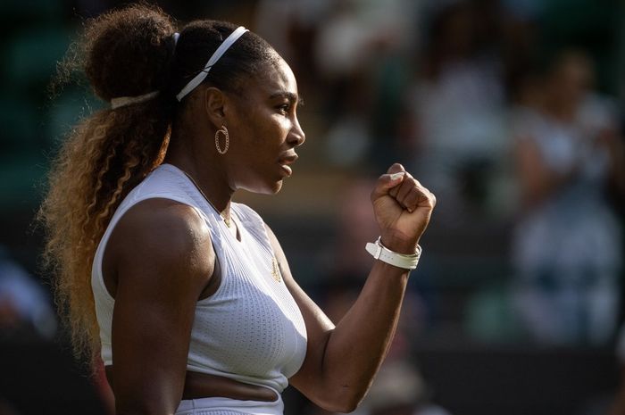 Sernea Williams (Amerika Serikat) kala tampil pada salah satu laga awal turnamen tenis grand slam Wimbledon 2019