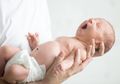 Ingin Berikan Ucapan pada Saudara yang Habis Lahiran? Ini Doa untuk Bayi Baru Lahir yang Dianjurkan Dalam Islam