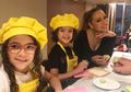 Tiba di Yogyakarta, Anak Mariah Carey Justru Antusias Kejar Katak!