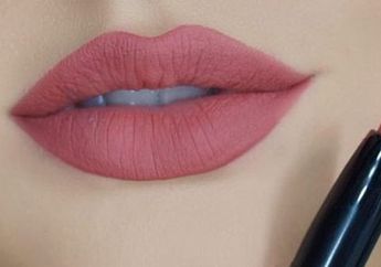 Girls, Gini Lho Cara Temukan Lipstik yang Tepat Sesuai Kulit Bibir!