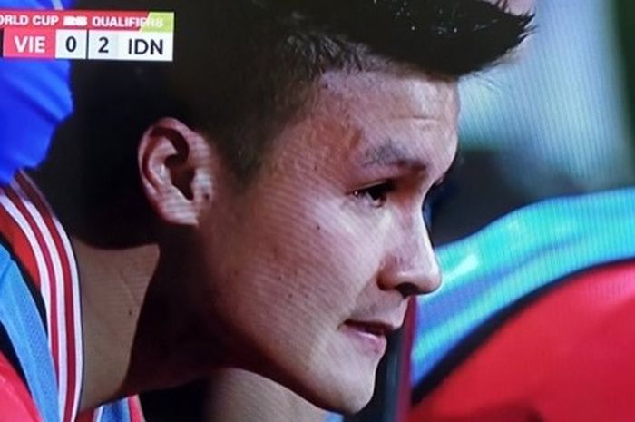 Bintang timnas Vietnam, Nguyen Quang Hai, sedih karena tak dimainkan melawan Indonesia pada Kualifikasi Piala DUnia 2026 zona Asia.