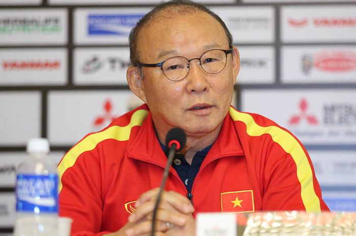 Pelatih Timnas Vietnam, Park Hang-seo, dalam konferensi pers menjelang tampil di Piala AFF 2022.