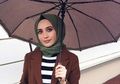 Tips Memilih Pakaian Hijab Saat Musim Hujan Dari Ghaida Tsurayya