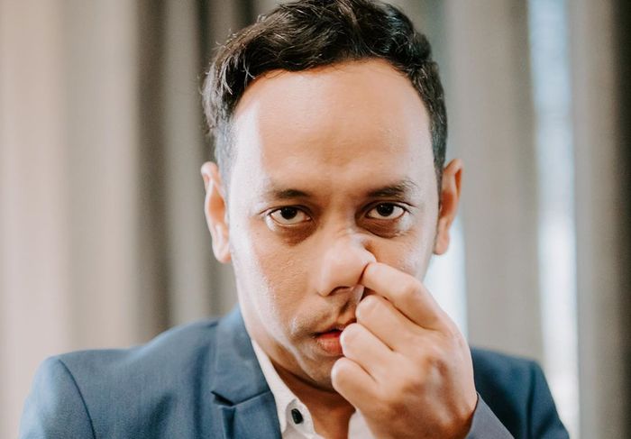 Chord dan lirik lagu 'Aku Milikmu Malam Ini' yang dinyanyikan oleh Pongki Barata