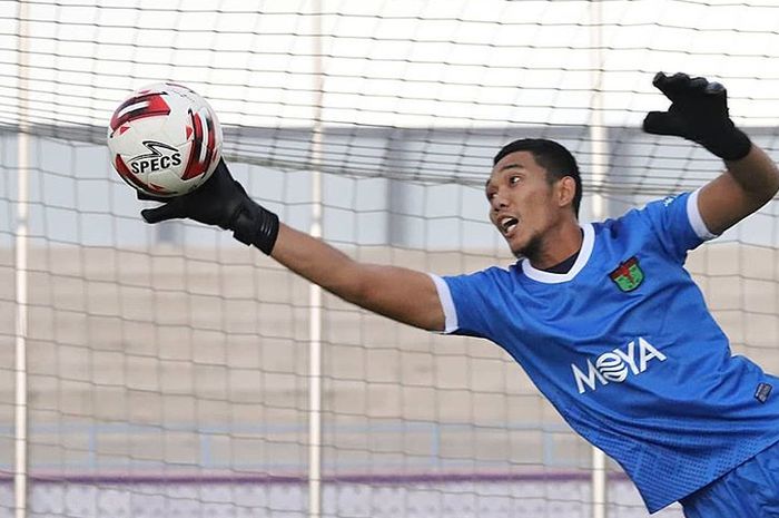 Kiper anyar Persita Tangerang, Try Hamdani Goentara, telah mengikuti sesi latihan tim di Stadion Sport Center Tangerang, Kamis (16/1/2020) sore.