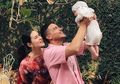Jenuh Karantina Virus Corona, Raisa Bagikan Momen Dirinya Memasak Makanan Favorit Hamish Dauh, Netizen: Masak Aja Cantik