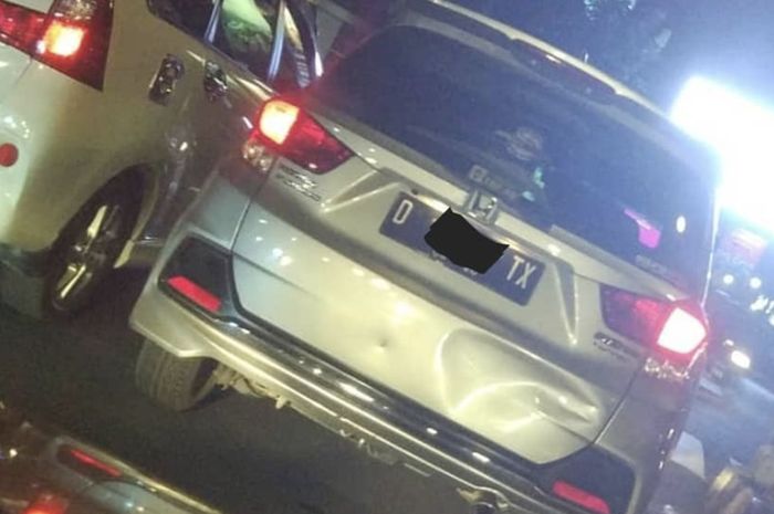 8200 Koleksi Gambar Mobil Honda Jazz Penyok Terbaru