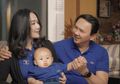 Meski Jadi Istri Komisaris Utama Pertamina, Puput Nastiti Devi Tetap Tampil Sederhana Saat Antar Anak Cek Kesehatan