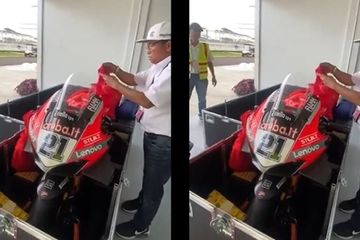 Momen motor Ducati di WSBK Indonesia saat dibuka sampai direkam.