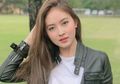 Rayakan Tahun Baru Imlek, Natasha Wilona Justru Pakai Blouse Cheongsam yang Modis Abis!
